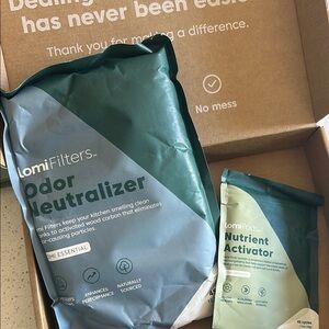 Lomi Odor Neutralizer and Nutrient Activator Set